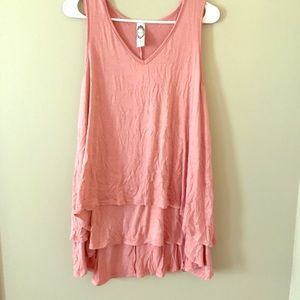 Sleeveless tunic shirt